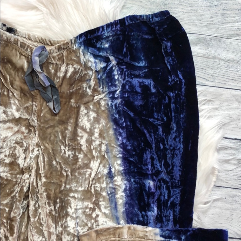 NWT Chaser Velvet Tie Dye Wide Leg Pants - Picture 8 of 12